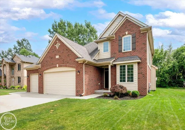 Photo 2 of Single family home for sale at 5134 Ivy Ln, East China, MI 48054 | MLS# 58050215689 | Listing updated on 2026-09-05