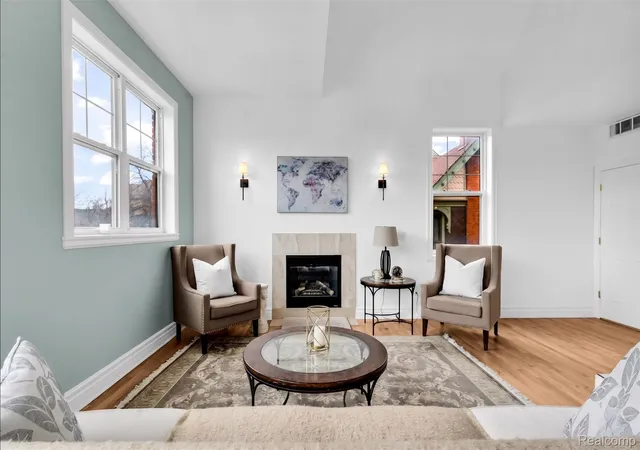 Photo 3 of Condo for sale at 429 E Ferry St #9, Detroit, MI 48202 | MLS# 20261056475 | Listing updated on 2026-07-22