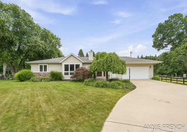 1st image of 6390 147th Ave, Holland, MI 49423 | MLS# 71026037488