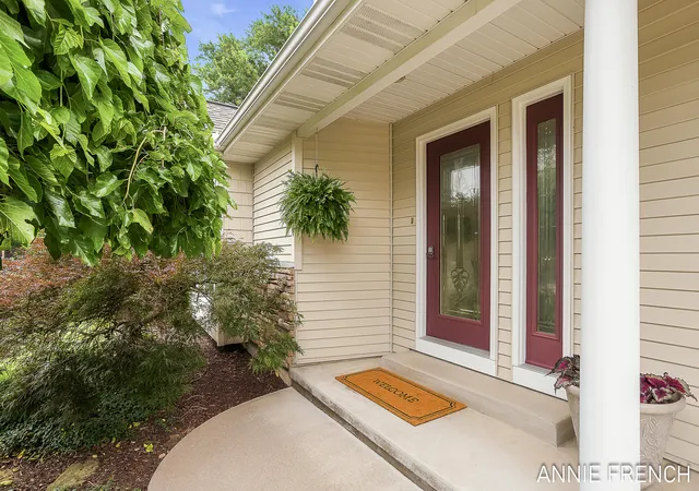 2nd image of 6390 147th Ave, Holland, MI 49423 | MLS# 71026037488