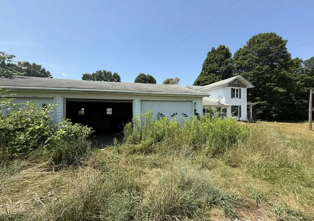 5th image of 26840 B Dr S, Albion, MI 49224 | MLS# 71026037490