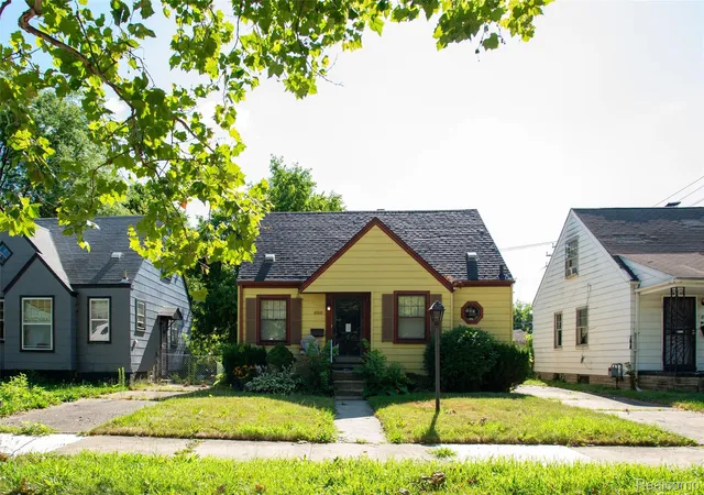 Photo 3 of Single family home for sale at 8212 Penrod St, Detroit, MI 48228 | MLS# 20261056492 | Listing updated on 2026-09-15