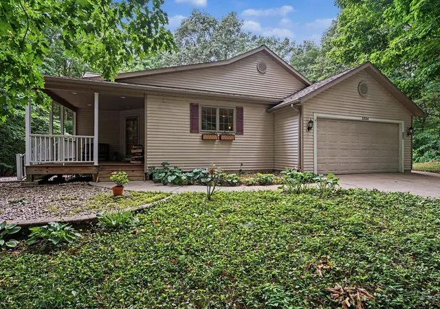 2nd image of 3334 Clearview Ln, Saugatuck, MI 49453 | MLS# 66026037498