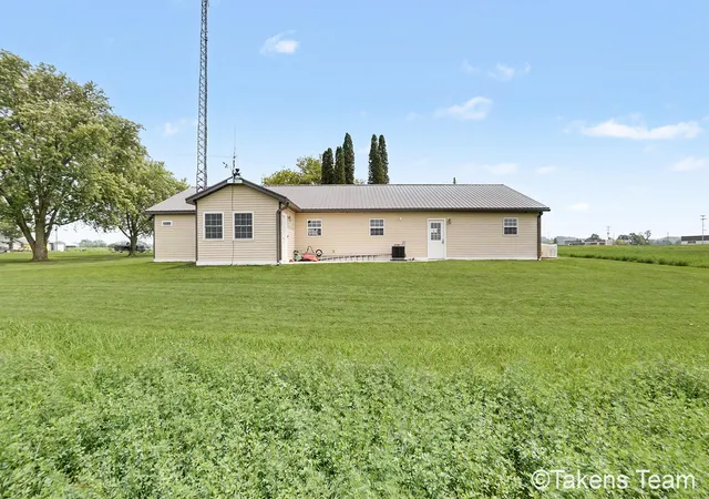 Photo 3 of Single family home for sale at 85 N Main St, Custer, MI 49405 | MLS# 65026037497 | Listing updated on 2026-10-08