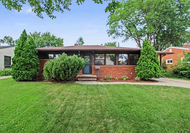 Photo 1 of Single family home for sale at 1832 Weldon Blvd, Ann Arbor, MI 48103 | MLS# 81026037499 | Listing updated on 2026-09-09
