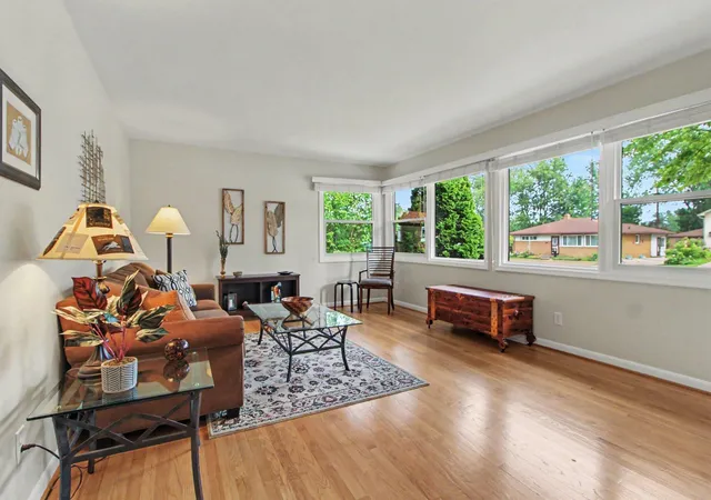 Photo 3 of Single family home for sale at 1832 Weldon Blvd, Ann Arbor, MI 48103 | MLS# 81026037499 | Listing updated on 2026-10-12