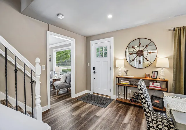 Photo 2 of Single family home for sale at 1212 Washtenaw Ave, Ypsilanti, MI 48197 | MLS# 81026037500 | Listing updated on 2026-09-10