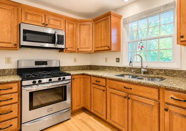 Photo 3 of Single family home for sale at 826 E Vernon St, Manchester, MI 48158 | MLS# 55026037505 | Listing updated on 2026-09-28