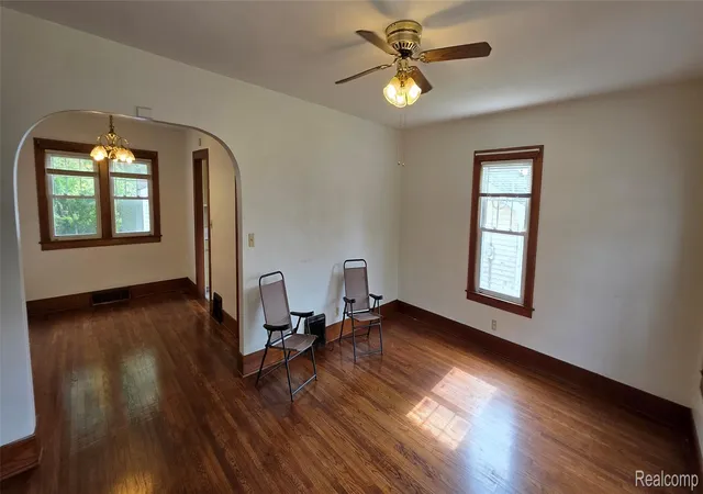 Photo 3 of Single family home for sale at 724 Alexandrine Ave, Mount Morris, MI 48458 | MLS# 20261056533 | Listing updated on 2026-08-21