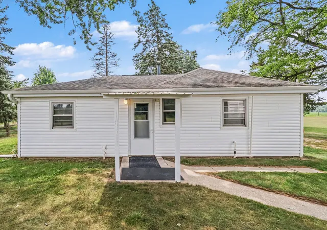 2nd image of 16812 Moorepark Rd, Three Rivers, MI 49093 | MLS# 68026037512