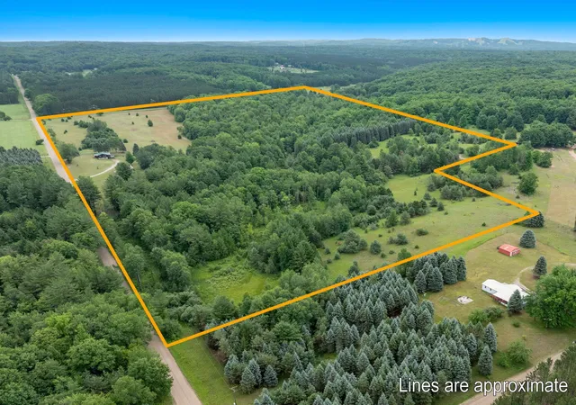 Photo 3 of Single family home for sale at 9191 W 34 Road, Harrietta, MI 49638 | MLS# 71026037514 | Listing updated on 2026-09-29