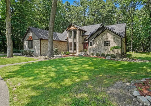 Photo 3 of Single family home for sale at 3609 Winding Pine Dr, Metamora, MI 48455 | MLS# 20261056552 | Listing updated on 2026-08-12