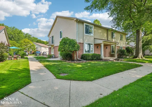 2nd image of 38153 Jefferson Ave, Harrison Township, MI 48045 | MLS# 58050215712