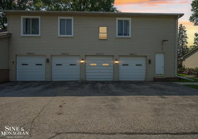 31st image of 38153 Jefferson Ave, Harrison Township, MI 48045 | MLS# 58050215712