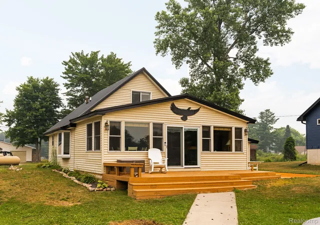 1st image of 6559 Circle Dr, Hamilton Township Clare, MI 48625 | MLS# 20261056558