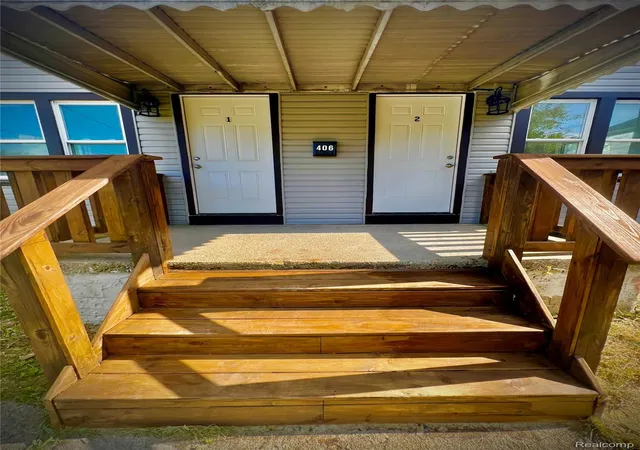 Photo 3 of Multi family home for sale at 406 Carton St, Flint, MI 48505 | MLS# 20261056566 | Listing updated on 2026-08-22
