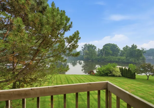 Photo 5 of Single family home for sale at 3926 Lakes Edge Dr, Commerce Township, MI 48382 | MLS# 81026037529 | Listing updated on 2026-08-28