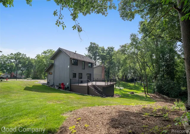 2nd image of 2783 Angelus Cir, Waterford, MI 48329 | MLS# 20261056583