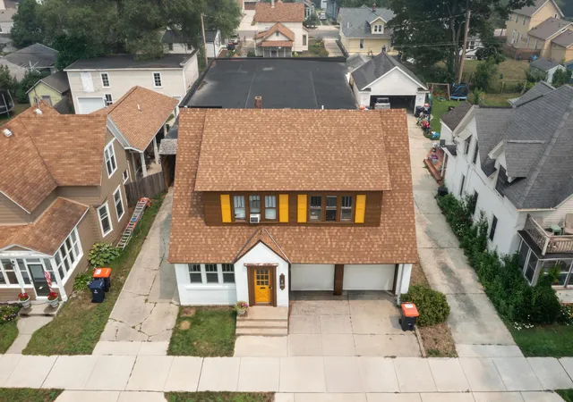 Photo 2 of Multi family home for sale at 251 W 11th Street, Holland, MI 49423 | MLS# 71026037536 | Listing updated on 2026-08-27