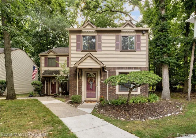 1st image of 1514 Streamwood Ct, Rochester Hills, MI 48309 | MLS# 20261056590