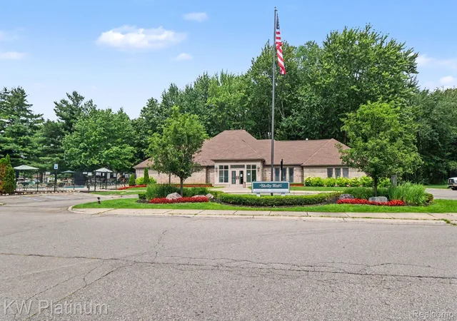 16th image of 49454 Wisteria Ct, Shelby Township, MI 48315 | MLS# 20261056594