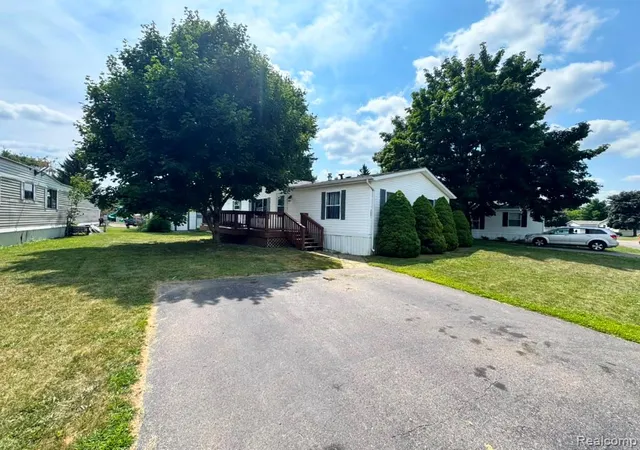 2nd image of 3651 Juniper Street, Clarkston, MI 48348 | MLS# 20261056593