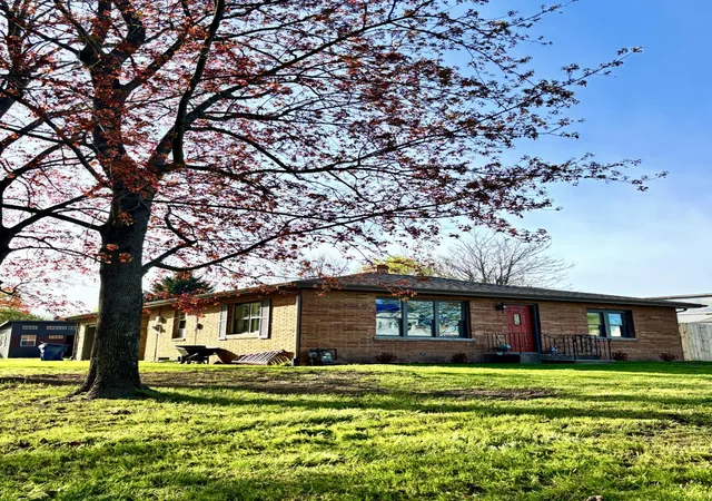1st image of 4736 South St, Benton Harbor, MI 49022 | MLS# 64026037540