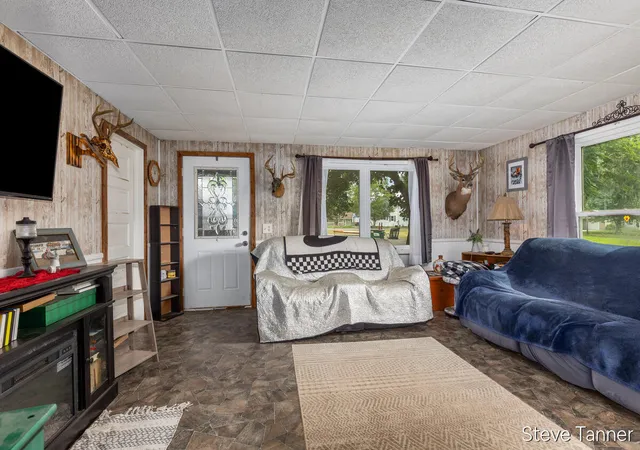 5th image of 117 W Pine St, Edmore, MI 48829 | MLS# 65026037542