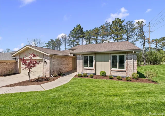 Photo 1 of Sale Pending at 2006 Waldons, West Bloomfield, MI 48322 | MLS# 20261056601 | Listing updated on 2026-09-09