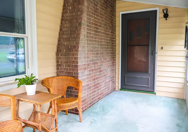 Photo 3 of Single family home for sale at 114 E Southeastern Ave, Galien, MI 49113 | MLS# 69026037547 | Listing updated on 2026-09-02
