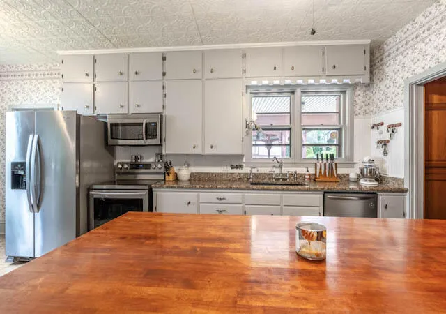 Photo 4 of Single family home for sale at 161 W Chicago St, Coldwater, MI 49036 | MLS# 62026037552 | Listing updated on 2026-08-25