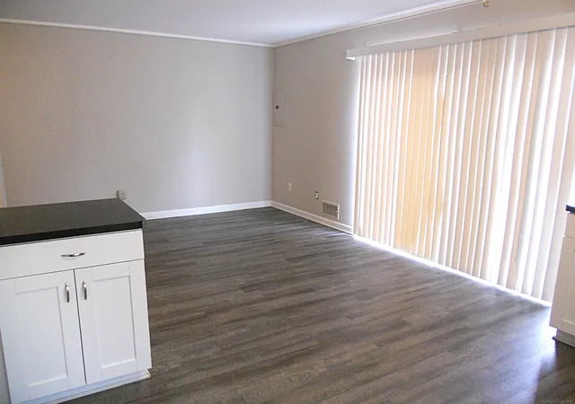 Photo 3 of House for sale at 8249 Dartmouth Ave, Warren, MI 48093 | MLS# 58050215725 | Listing updated on 2026-07-22