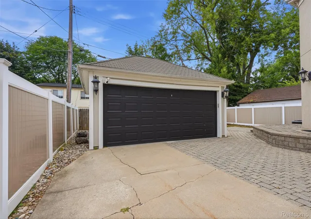 44th image of 1972 Maryland Blvd, Birmingham, MI 48009 | MLS# 20261056619