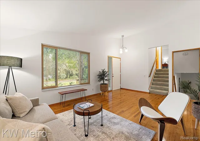5th image of 2804 Rhineberry Rd, Rochester Hills, MI 48309 | MLS# 20261056628