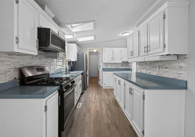 5th image of 5688 Hawthorn St #109, Kalamazoo, MI 49009 | MLS# 66026037561