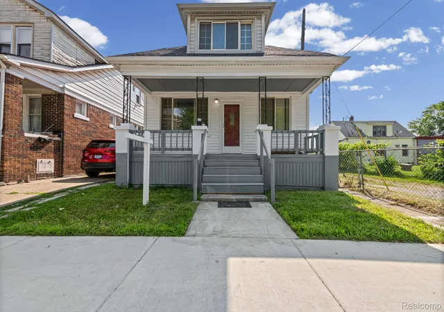 Multi family home for sale at 12826 Bloom St, Hamtramck, MI 48212 | MLS# 20261056652