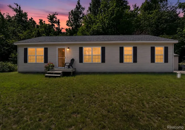 24th image of 5128 Burt Lake Views Dr, Alanson, MI 49706 | MLS# 20261056657