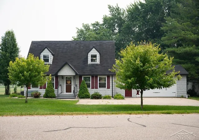 2nd image of 5590 Linksview Wy, Gladwin, MI 48624 | MLS# 61050215738