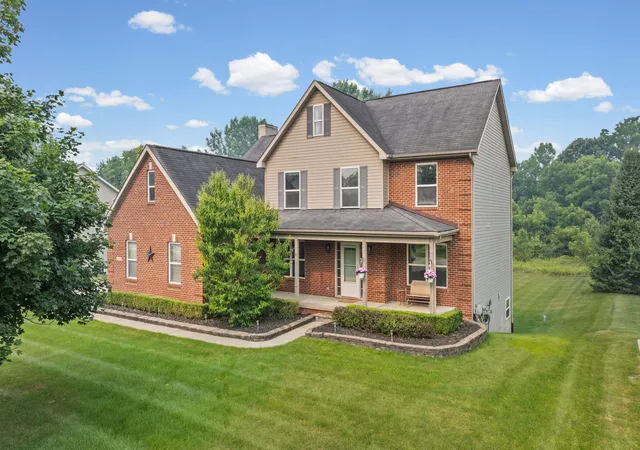 Photo 1 of Single family home for sale at 20903 Oak Tree Dr, South Lyon, MI 48178 | MLS# 81026037579 | Listing updated on 2026-09-03