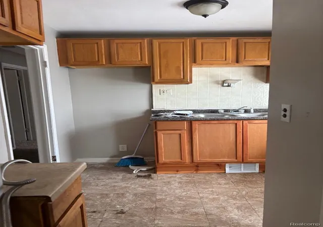 Photo 3 of Single family home for sale at 2668 Lawrence St, Detroit, MI 48206 | MLS# 20261056666 | Listing updated on 2026-08-11