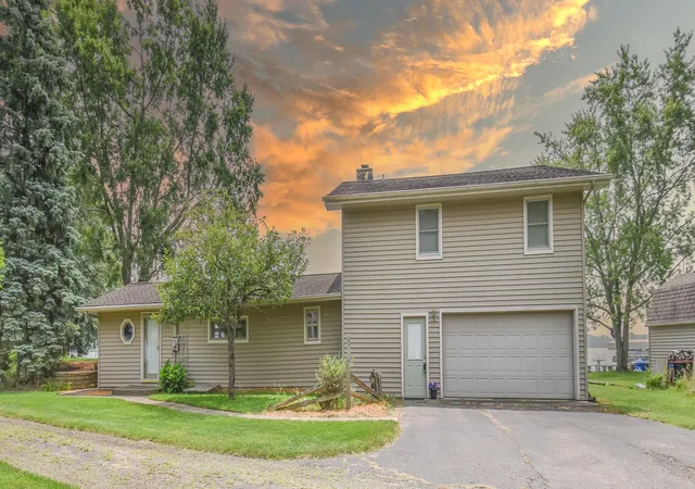 Photo 3 of Single family home for sale at 873 Driftwood Ln, Quincy, MI 49082 | MLS# 62026037588 | Listing updated on 2026-07-30