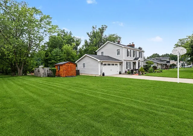 3rd image of 148 Brandywood Ln, Battle Creek, MI 49014 | MLS# 66026037589
