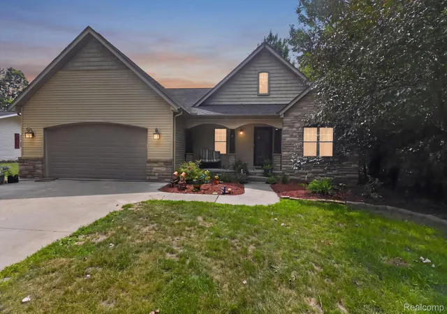 Photo 2 of Single family home for sale at 4915 Anglers Ln, Gladwin, MI 48624 | MLS# 20261056678 | Listing updated on 2026-08-27