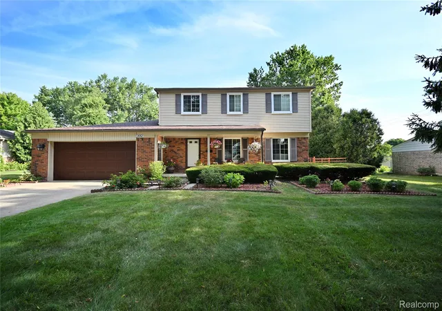 42nd image of 2032 Kristin Dr, Troy, MI 48084 | MLS# 20261056699