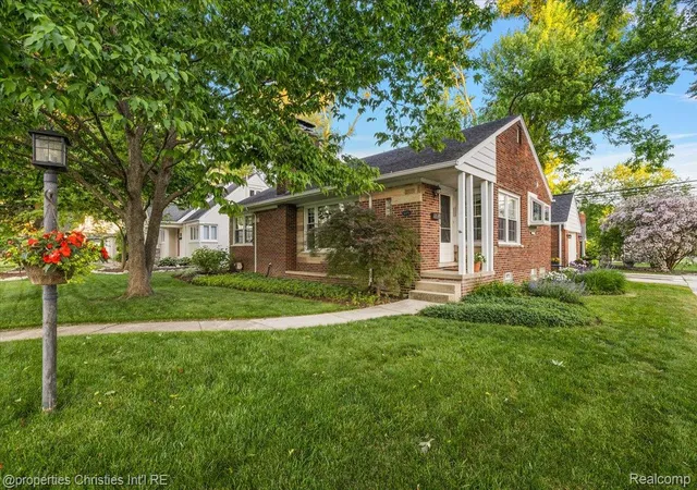 1st image of 16051 Amherst Ave, Beverly Hills, MI 48025 | MLS# 20261056705