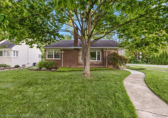 2nd image of 16051 Amherst Ave, Beverly Hills, MI 48025 | MLS# 20261056705