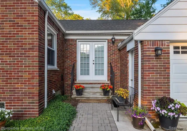 4th image of 16051 Amherst Ave, Beverly Hills, MI 48025 | MLS# 20261056705