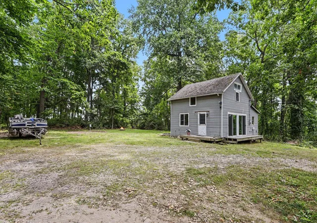Photo 3 of Single family home for sale at 5372 W Guernsey Lake Rd, Delton, MI 49046 | MLS# 66026037618 | Listing updated on 2026-09-04