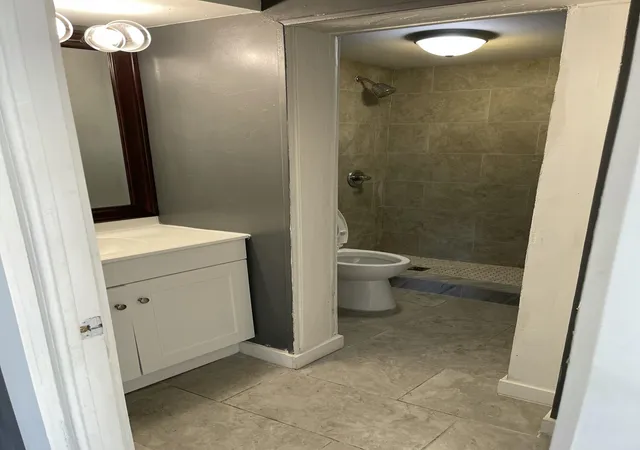 Listing Photo 5 - Condo for sale in building located at 634 W Grn St, Marshall, MI 49068