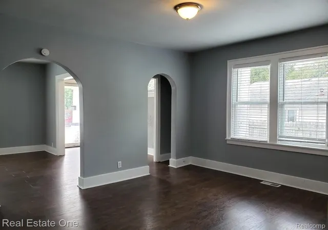 Photo 4 of Single family home for sale at 1771 Academy St, Ferndale, MI 48220 | MLS# 20261056734 | Listing updated on 2026-09-28